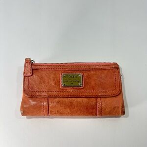 ❌ SOLD ❌Fossil Women's Orange Leather Wallet